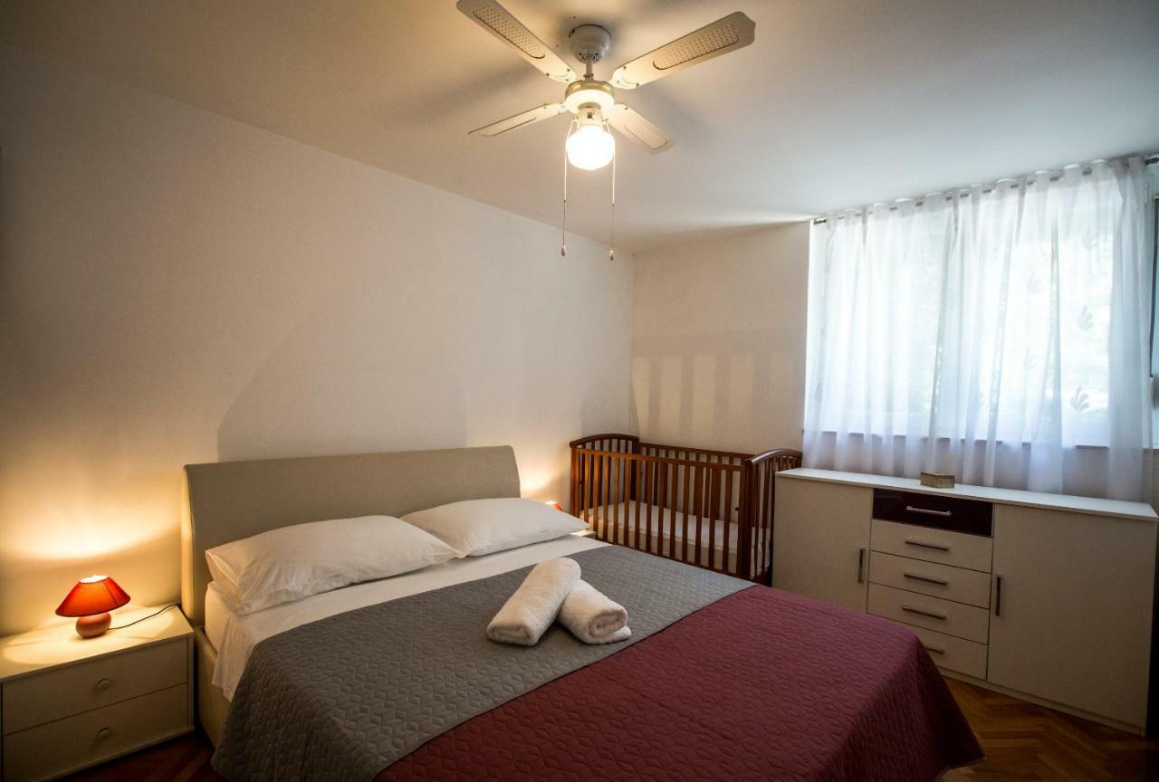 Split Lovret Apartment Buitenkant foto